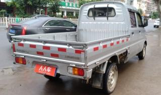 五菱荣光双排小货车