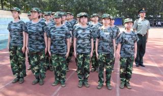 潍坊军训女生跳舞